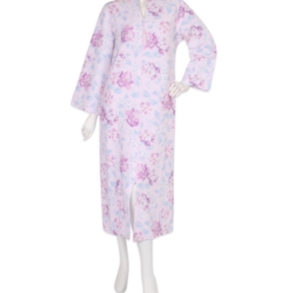 NWT Miss Elaine Quilted Floral-Print Zipper Robe - Picture 2 of 2